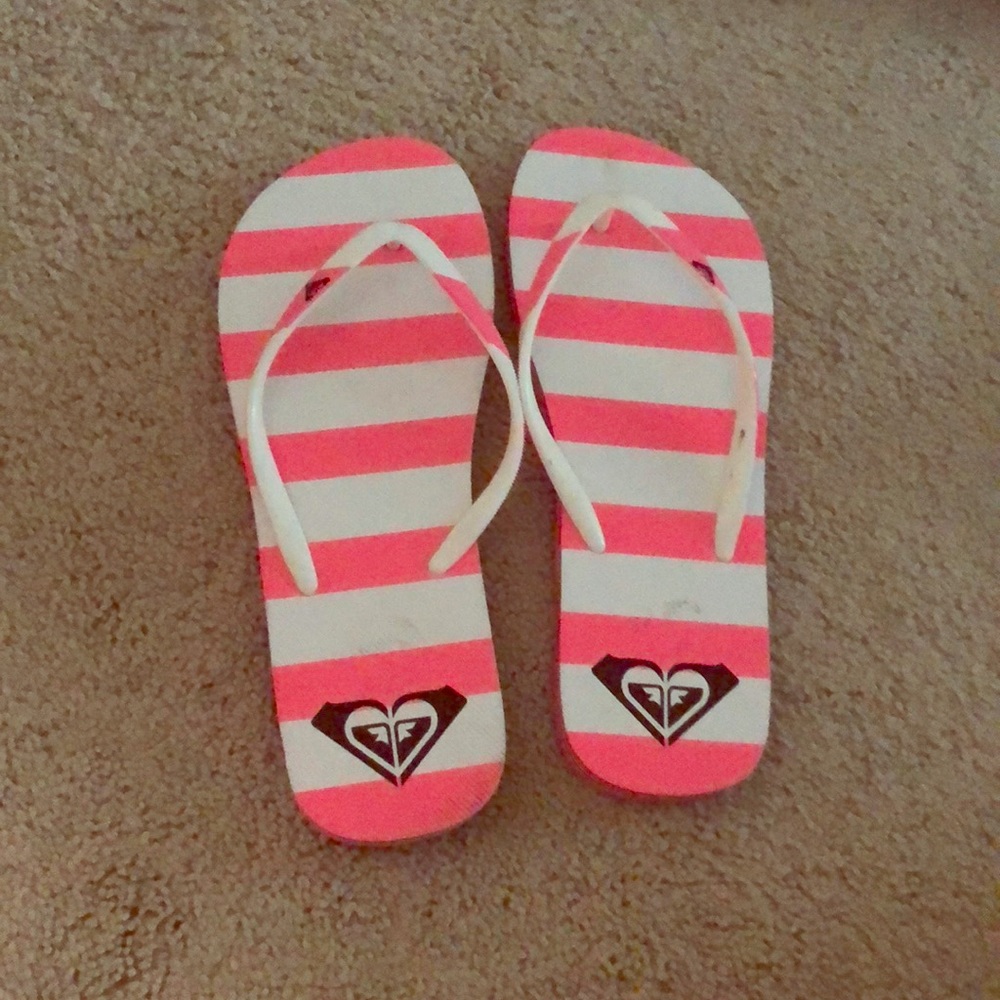 Roxy brand beach flip flops